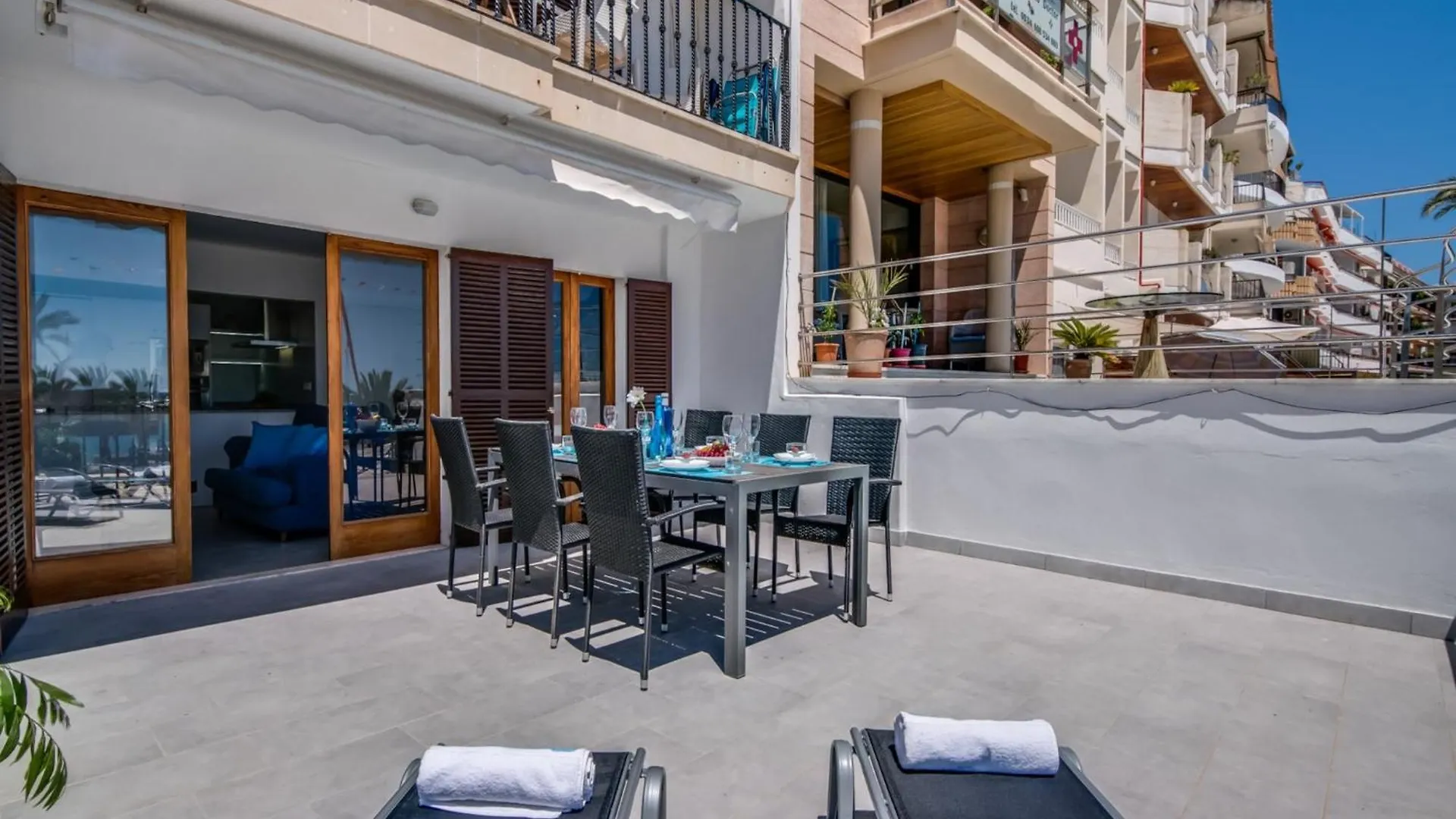 Seafront Apartment, 200M From Beach بورت ذالكوذيا